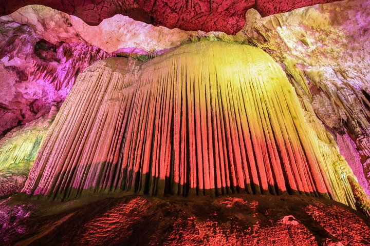 Tskaltubo-Prometheus Cave-Geguti  - Photo 1 of 25