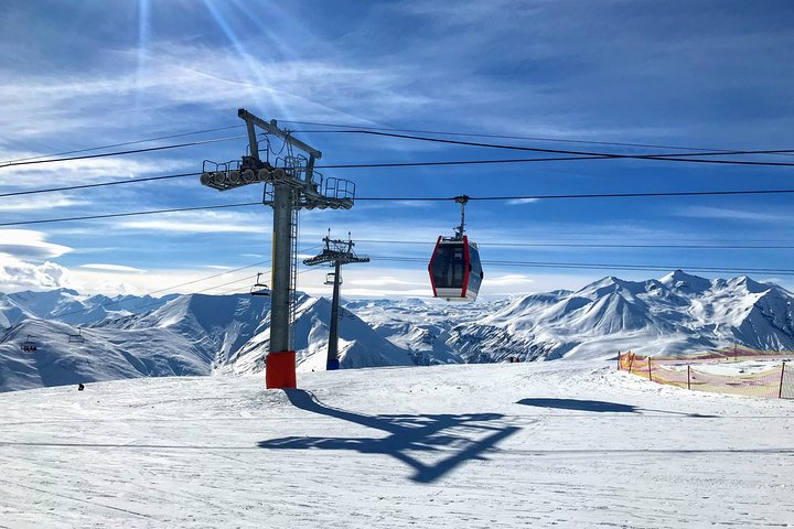 Winter Fun for Families: Sabaduri, Ananuri, Gudauri Adventure - Photo 1 of 10