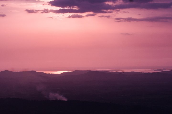 Akosombo & Beads Factory Tour - Photo 1 of 6