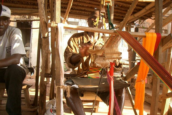 Adanwomase Craft Village