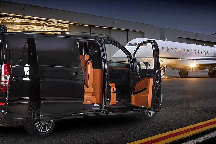 24-Hour Unlimited Chauffeur Trip Service in Mykonos - Photo 1 of 7