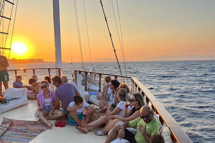 A Sunset Remedy: 3-hour All-inclusive Ride in Rhodes Town - Photo 1 of 11