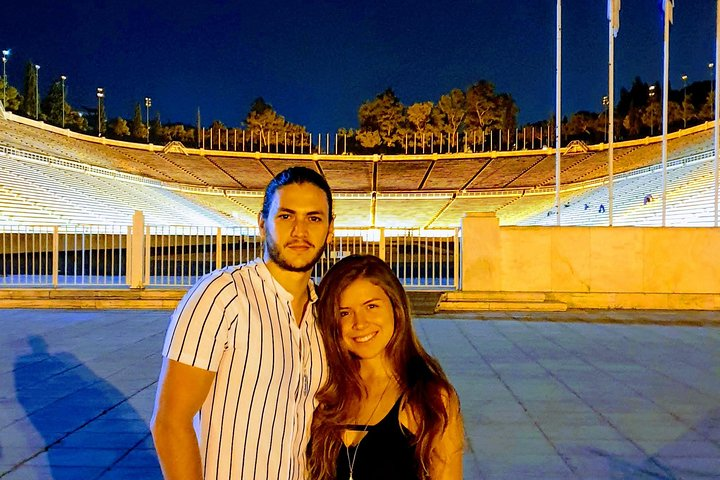 Athens by night private tour including champagne on board - Photo 1 of 12