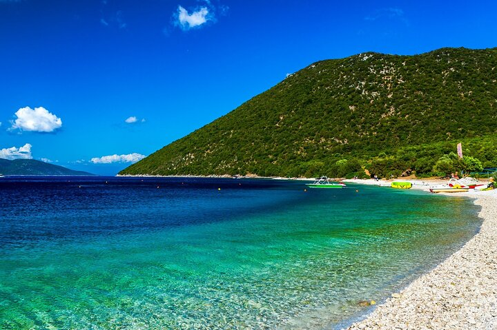 Antisamos Beach 