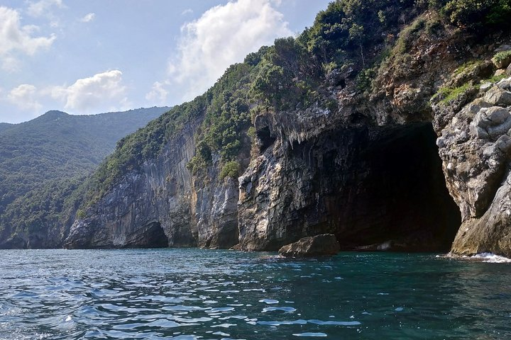 Boat Trip "Sea Caves of Thetis" - Photo 1 of 10