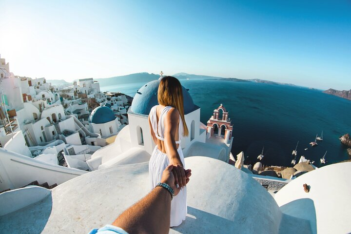 Captivating Private Walking Tour in Santorini For Those In Love - Photo 1 of 7