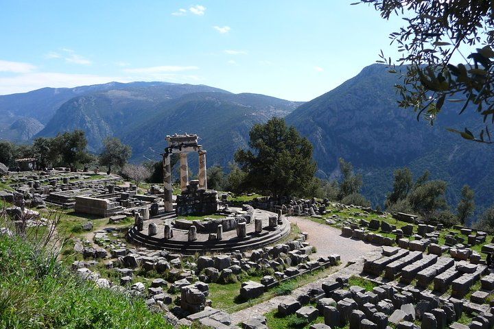 Delphi All Day Tour Private Car or Van - Photo 1 of 9