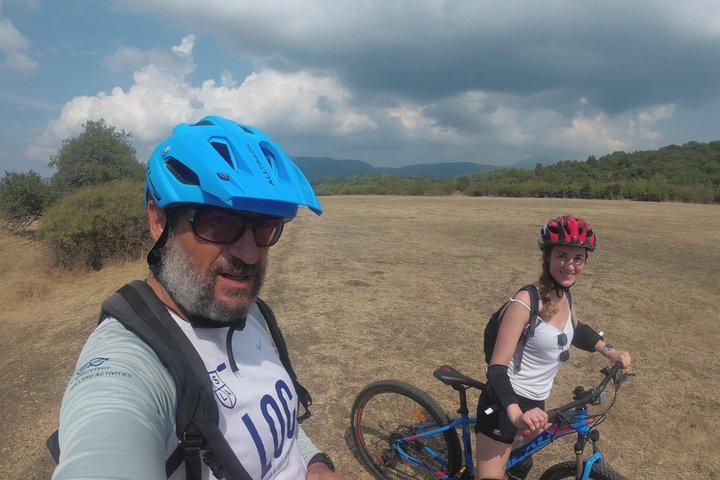 e-MTB Tour - Durrells Farm & Crab Lake [30Km - 18Mi] - Photo 1 of 8