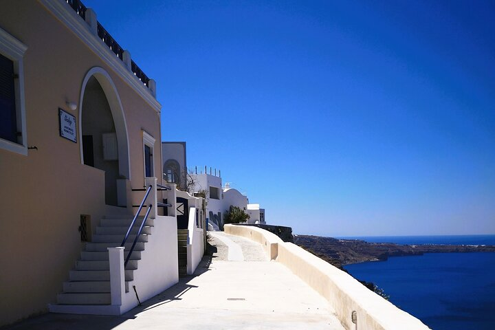 Private Santorini Highlights Tour with Easy and Flat Walks  - Photo 1 of 9
