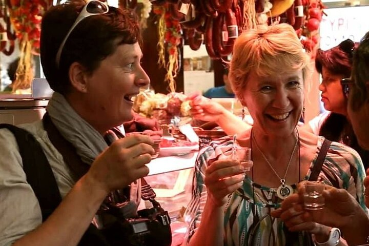 Eat like an Athenian: Gastronomic walk around the city - Photo 1 of 16