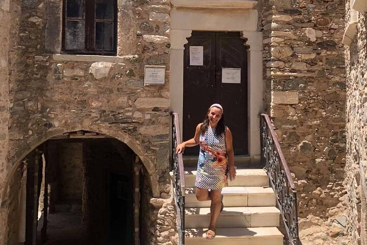 Half-Day Naxos Old Town, Castle and Apollo Temple Private Tour - Photo 1 of 25