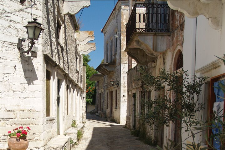 Half-Day Tour of Naxos Island (up to 7 pax) - Photo 1 of 8