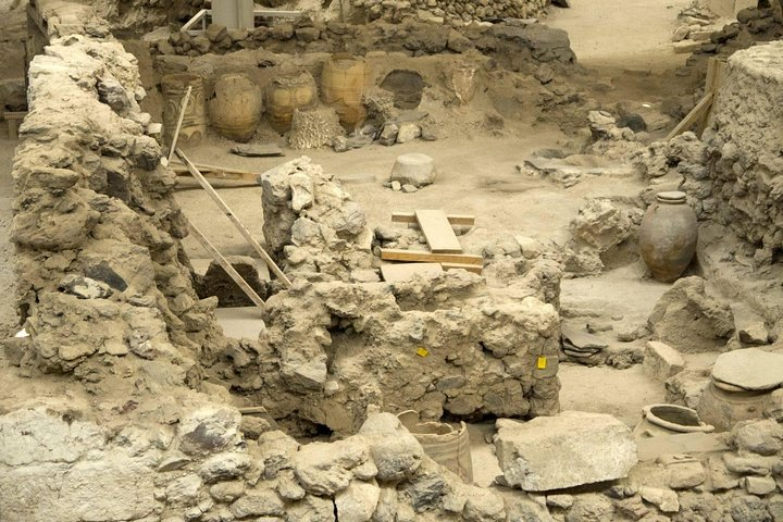 History & Wine Routes