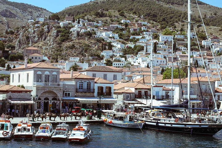 Hydra island