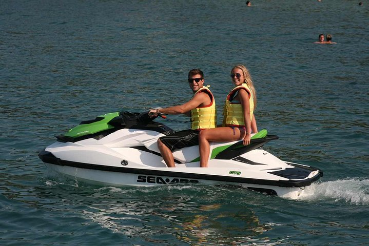 JET-SKI adrenaline rush  - Photo 1 of 13