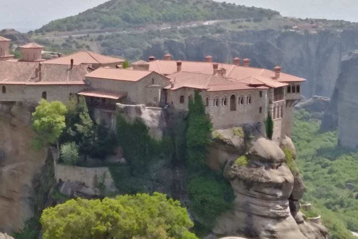 Meteora private daytrip - Photo 1 of 10