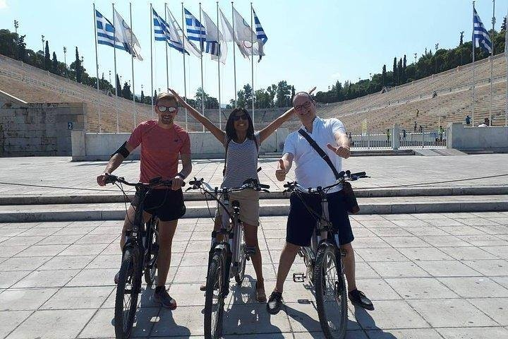 Mezedaki tasting and cycling tour on a eBike in Athens - Photo 1 of 6