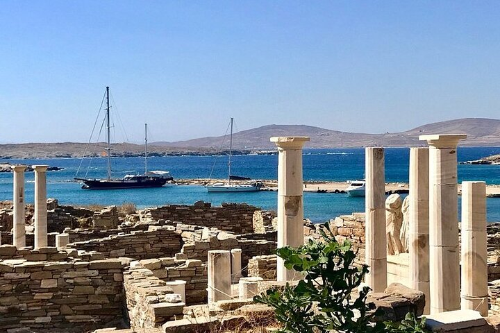 Sunfos Sailing Yachts at the archaeological site of Delos Island