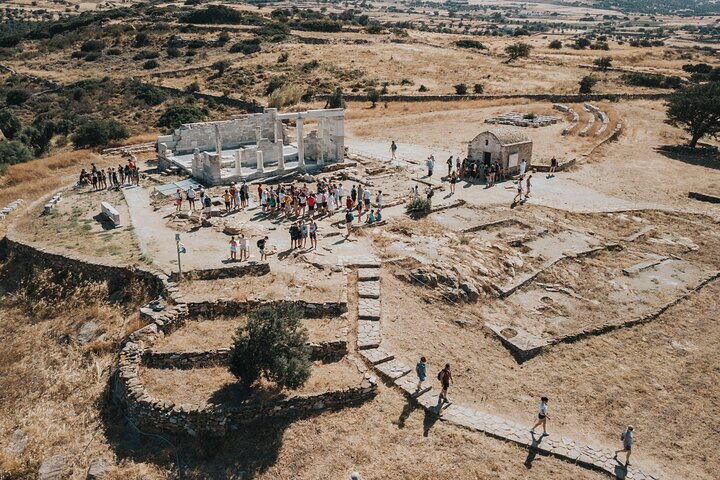 Naxos Highlights Bus Tour with Free Time for Lunch at Apeiranthos - Photo 1 of 25
