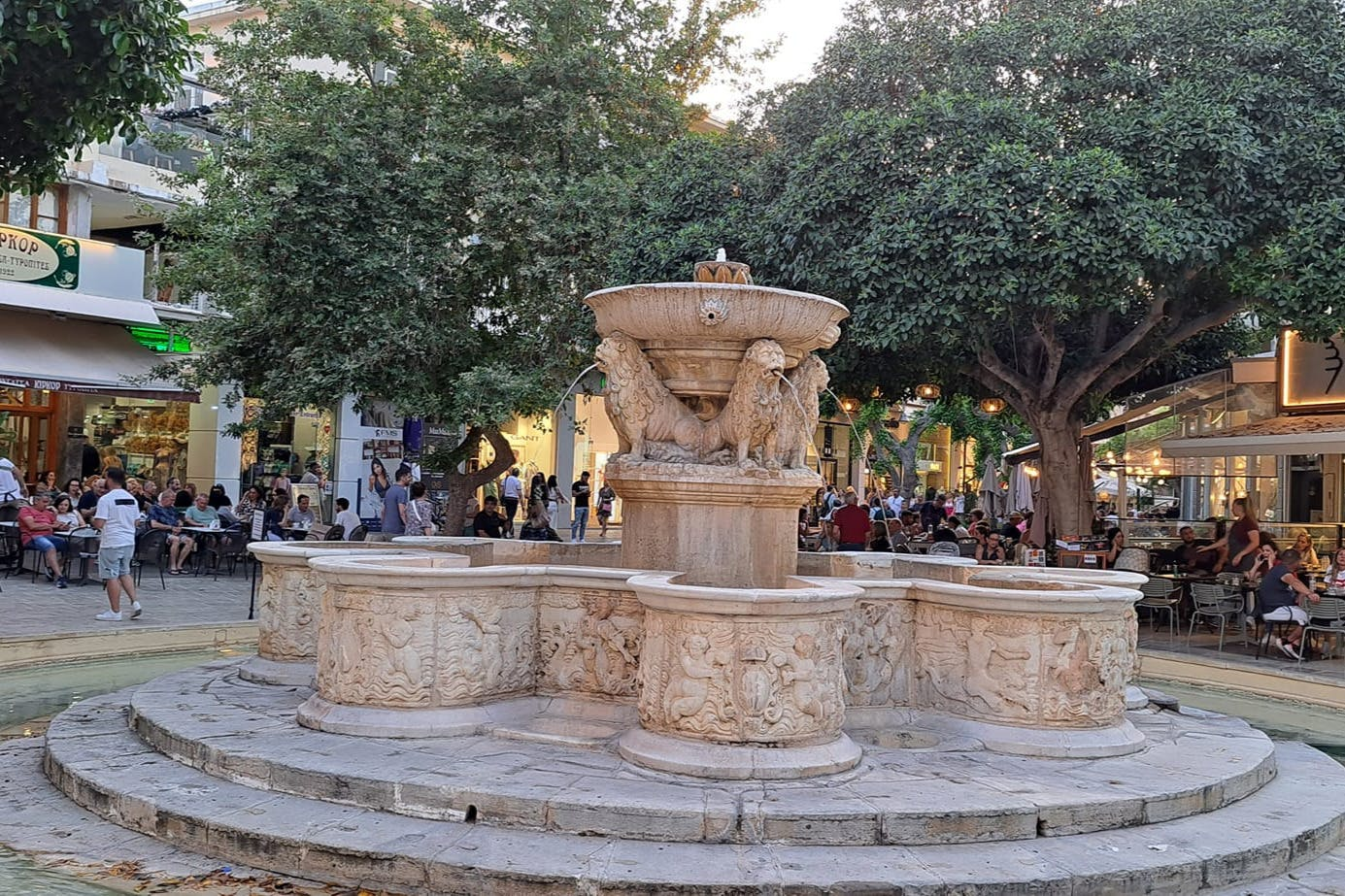 Heraklion: Private Highlights and Historical Places Guided Tour - Photo 1 of 10
