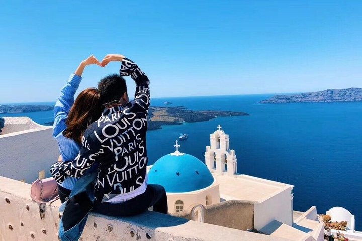 Private Santorini Sightseeing Tour with Local Driver-Guide - Photo 1 of 18