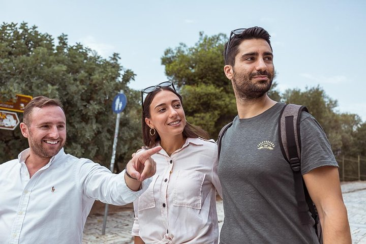 Experience Athens like never before on your layover with personalized stops showcasing the city’s rich history and local charm guided by knowledgeable drivers ready to share insights.