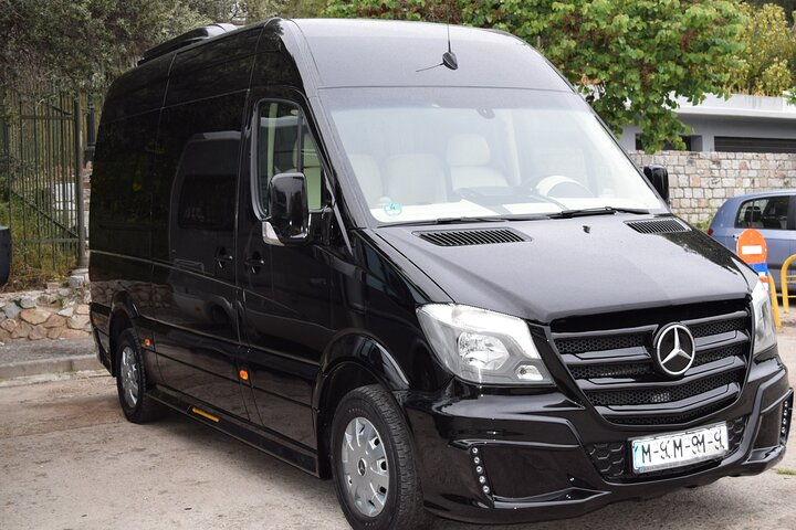 New Mercedes Minibus