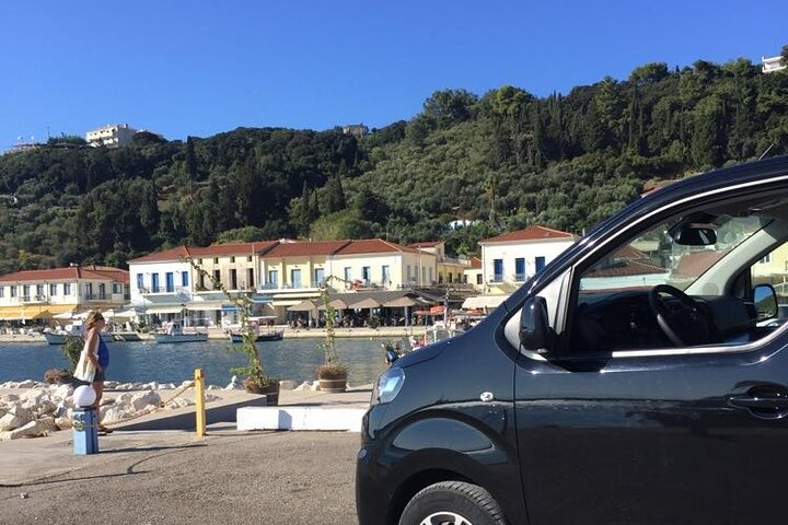 Private transfer with mini van