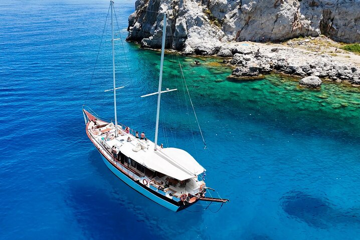 Rhodes Day Cruise (with lunch & unlimited drinks) 5,5 Hours - Photo 1 of 25