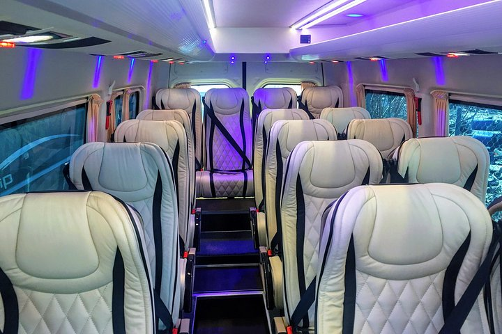 Santorini JTR Airport Transfers