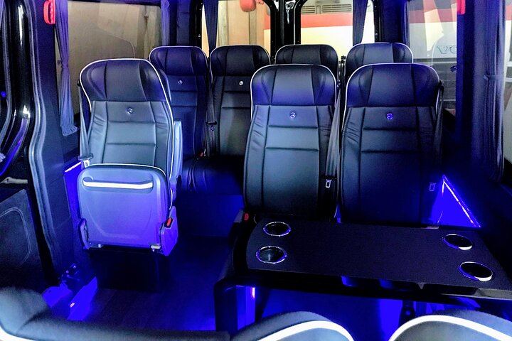 Santorini Port to Airport transport 