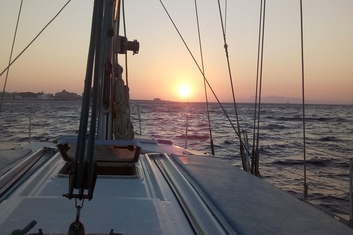Private half-day/sunset cruise in Rhodes with drinks and fruits  - Photo 1 of 7