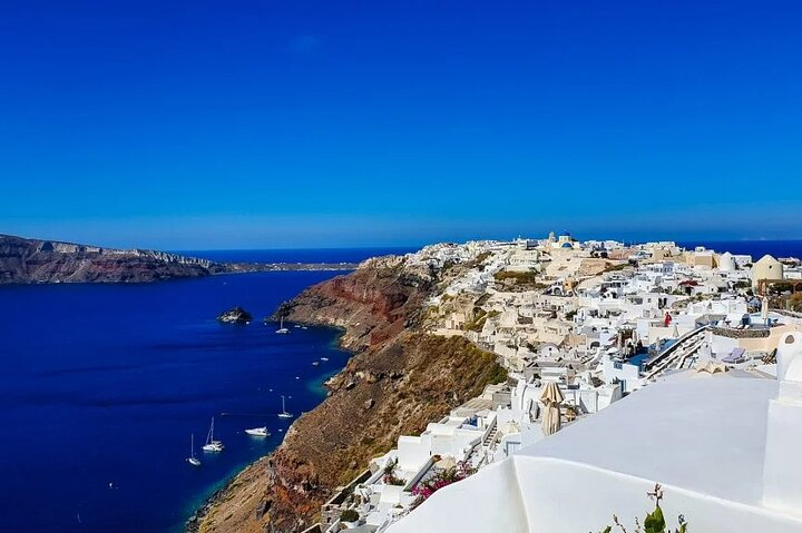 Tailormade Santorini island tour - Photo 1 of 5