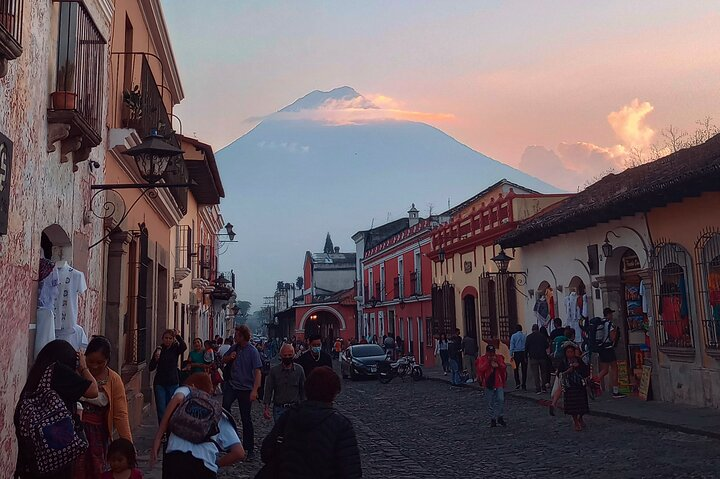 Colonial and Cultural Walk in Antigua Guatemala - Photo 1 of 25