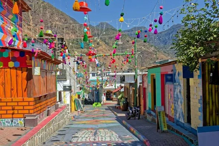 Full-Day Lake Atitlan and Magic towns From Antigua - Photo 1 of 7