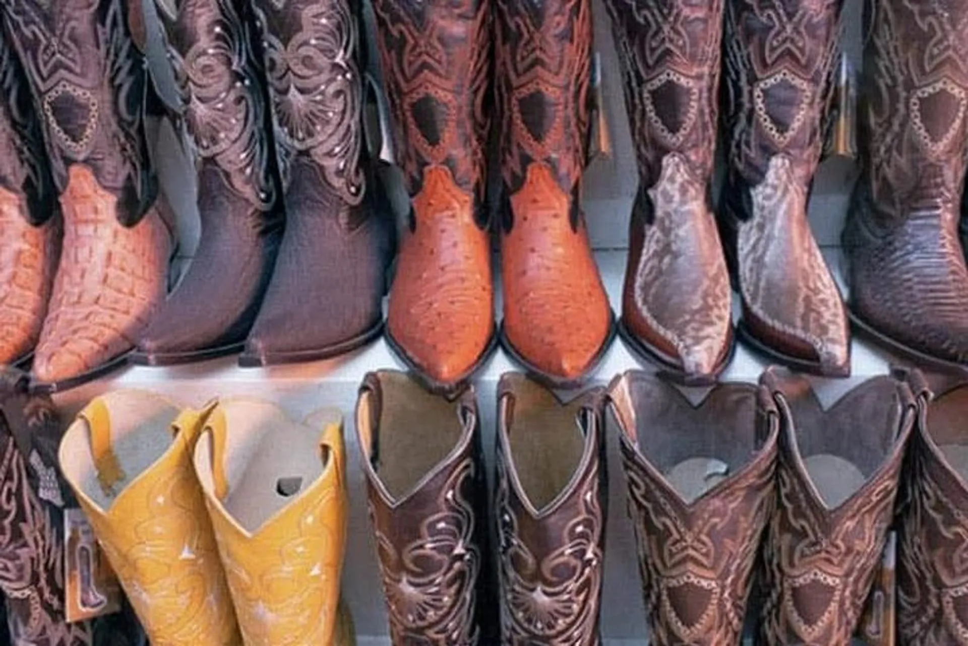 Men\'s Antigua 6.5 Vintage Cowboy Boots. Leather, Made In‎ Guatemala. JoAnna (Made to Order) main image 2