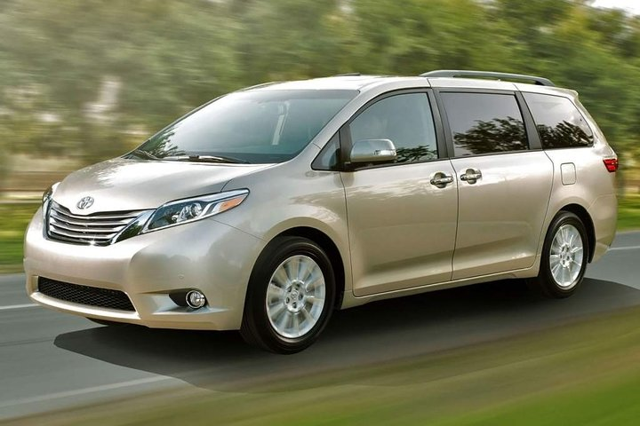 Private transfers from San Pedro Sula to the town of Copan Ruinas - Photo 1 of 2