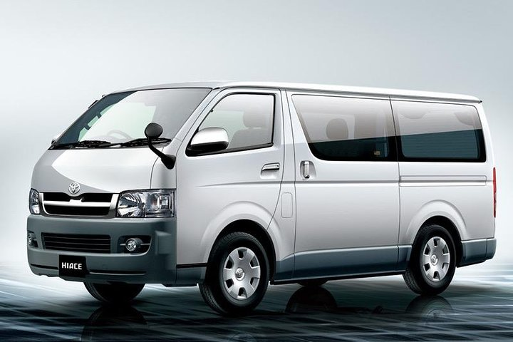 Roatan Airport Shuttle Service and Transportation Services - Photo 1 of 2