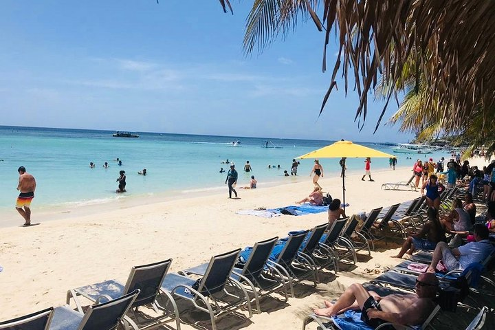 West Bay Beach Break / Monkey and Sloth Sanctuary  - Photo 1 of 8