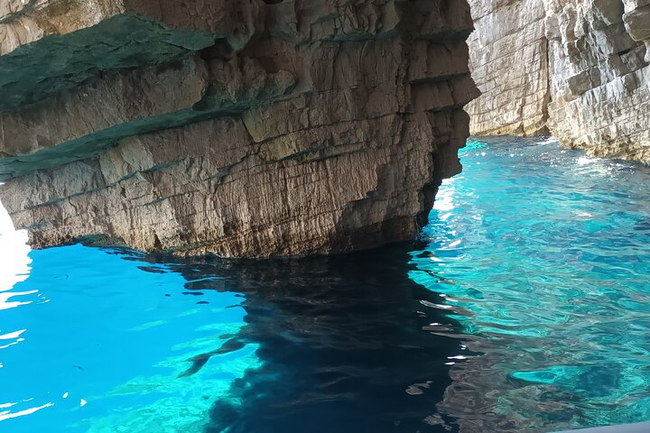 BLUE CAVE & 5 islands tour from Hvar - Photo 1 of 16