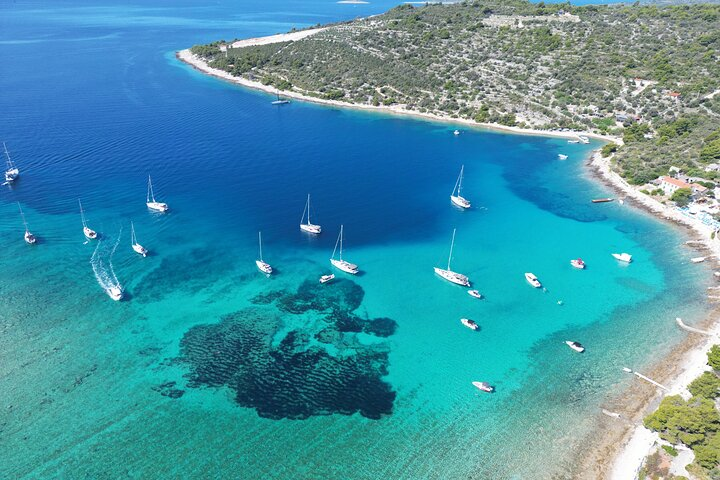 From Trogir & Split: Half Day Speedboat Tour with Blue Lagoon - Photo 1 of 20