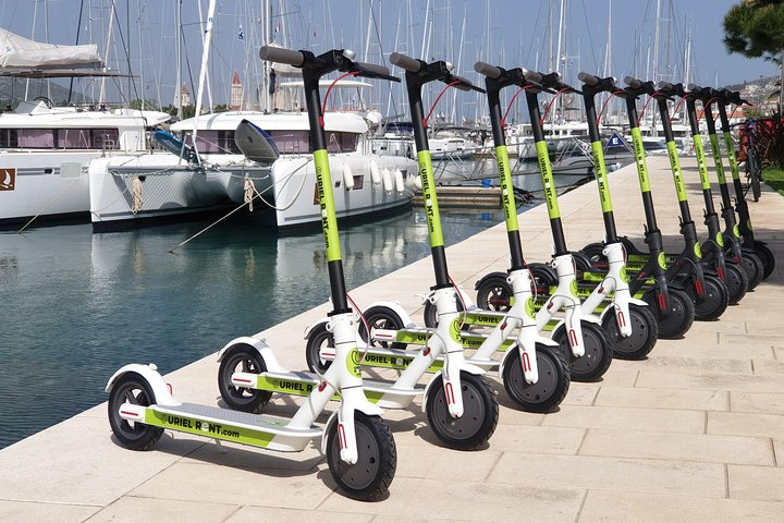 E scooter rental - Photo 1 of 3