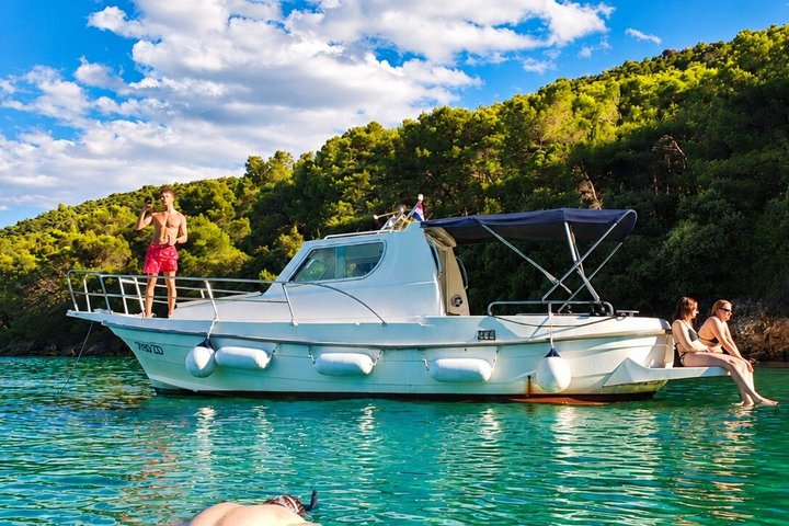 Zadar: Small Group Boat Tour with Drinks & Snorkeling - Photo 1 of 16