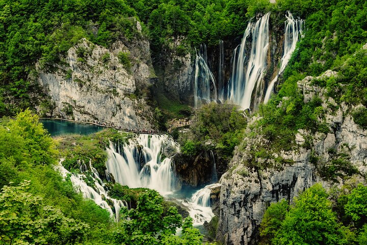 Breathtaking waterfalls at Plitvice Lakes National Park