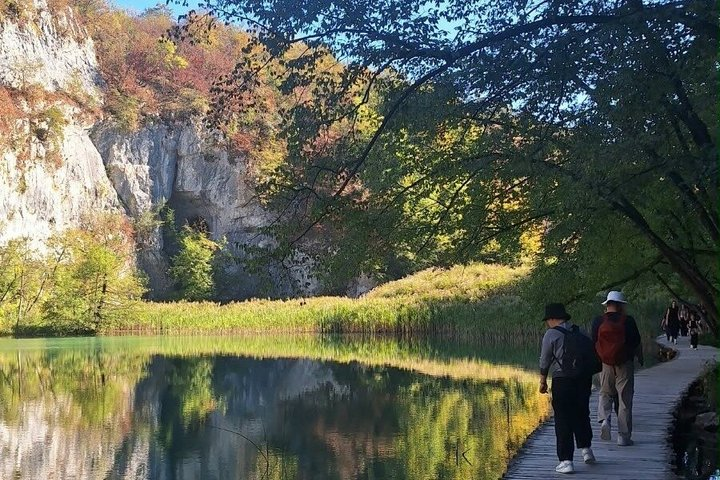 Zadar to Plitvice lakes: Guided tour with pre-booked tickets - Photo 1 of 23