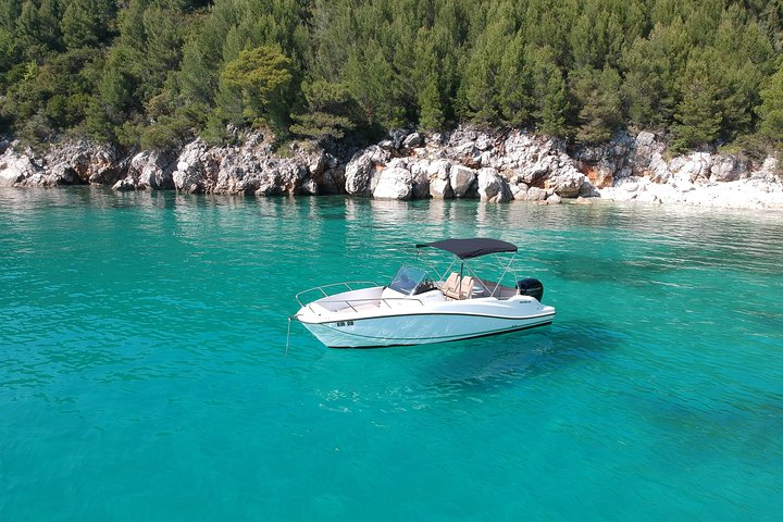 Private speedboat tour to the islands - Photo 1 of 25
