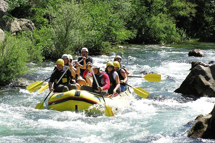 Rafting River Cetina from Makarska Riviera including transfer - Photo 1 of 7