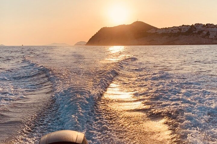 Sunset Tour-A Sunset That Isn’t Stuck in Front of the Old Town - Photo 1 of 11