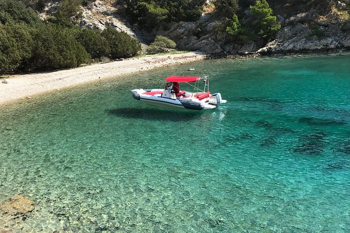 Speedboat Rental - Photo 1 of 17
