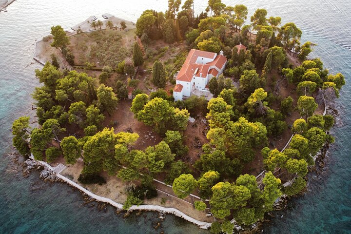 Guided Speedboat Tour with Food, Oil & Wine Tasting - Photo 1 of 19
